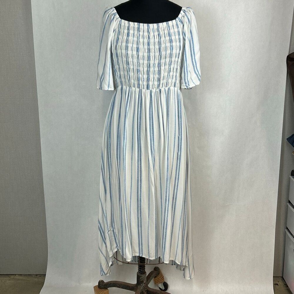 Harlow & Rose Summer Stripe Dress Womens Sz Medium White Blue Stripe Square Neck